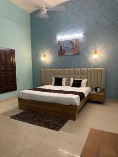 Wood Yard Villa - Amritsar - 3