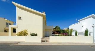 Villa Dafnis Helios - Lovely 3 Bedroom Protaras Villa With Pool - Close To Fig Tree Bay Beach - Protaras - 4