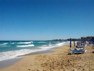 Villa Dafnis Helios - Lovely 3 Bedroom Protaras Villa With Pool - Close To Fig Tree Bay Beach - Protaras - 3