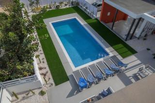 Villa Apomono - New Luxury 3 Bedroom Protaras Villa With Pool - Close To The Beach - Protaras - 3