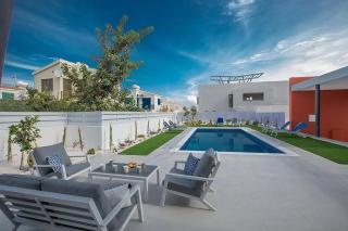Villa Apomono - New Luxury 3 Bedroom Protaras Villa With Pool - Close To The Beach - Protaras - 2