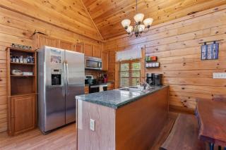 Serene Creek Cabin - Sevierville - 5