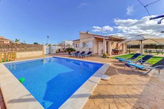 Charming Playa De Muro Villa Can Gelaberts Private Pool Short Walk To Beach - Muro - 0