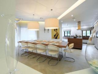 Contemporary Vilamoura Villa Stunning Open Plan Design Villa Azure Elegance Large Private Pool - Quarteira - 2