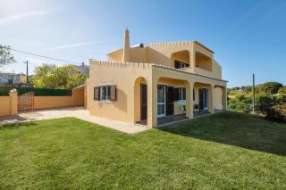 Wonderful Portuguese Villa Casa Lombos Nova 3 Bedrooms Private Pool, Ac Pool Table Carvoeiro - Carvoeiro - 2