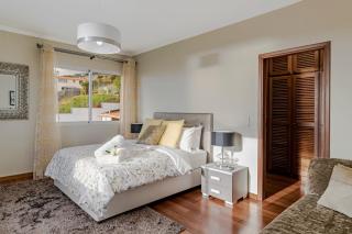 Exquisite Madeira Villa Villa Funchal Belair 4 Bedroom Panoramic Sea View Heated Pool Hot-Tub - Funchal - 1