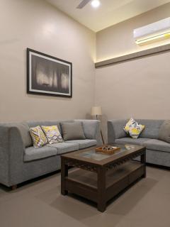 Rambaug Farm- Massive Pool, Lawns & More! - Titwala - 8