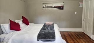 Cape Robin Guesthouse - 1