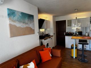 T2 bord de mer avec piscine - La Garonnette-Plage - 1