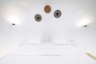Deluxe Suite Sea View With Jetted Tub Bvs Oia Santorini - Oia - 6
