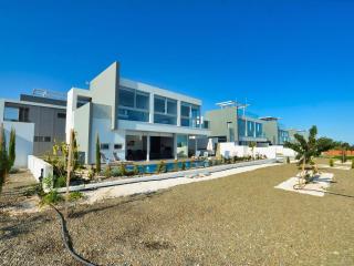 Villa Manta Chrysos - Brand New Luxury 3 Bedroom Protaras Villa With Private Pool - Protaras - 0