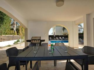 Villa Protaras Paralia, Spacious 4Bdr Central Protaras Villa, Close To Fig Tree Bay Beach - Protaras - 6