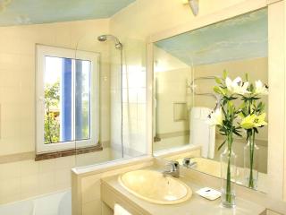 Stunning Lagos Villa 10 Bedrooms Villa Lacuna Deluxe Private Pool Jacuzzi Algarve - Lagos - 1