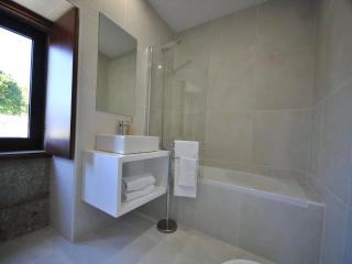 Lovely Esposende Villa 4 Bedrooms Villa Cocola Ping Pong Table Great Pool Area - Esposende - 2