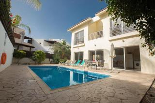 Villa Dafnis Sunshine - Modern 3 Bedroom Central Protaras Villa With Pool - Close To Fig Tree Bay - Protaras - 6