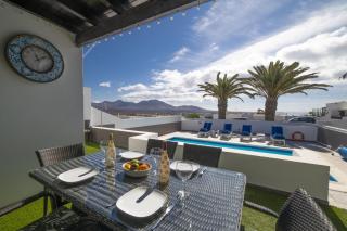 Exquisite Lanzarote Villa Villa Nova Vista 4 Bedrooms Spectacular Sea Views Private Pool Playa Blanca - Playa Blanca - 5