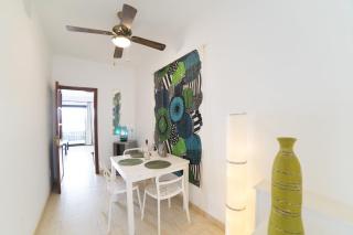 Extraordinary Playa Blanca Villa 3 Bedrooms Villa Naraku Spacious Sun Terrace Outdoor Pool, Hot Tub And Bbq Playa Blanca - Playa Blanca - 7