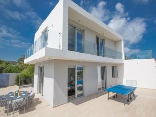 Villa Protaras Gold,Brand New, Luxury 5Bdr Protaras Villa With Private Pool Sea Views - Protaras - 4