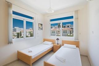 Villa Dafnis Chrysos - Modern 3 Bedroom Protaras Villa With Pool - Close To Fig Tree Bay Beach - Protaras - 3