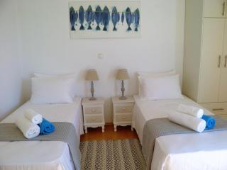 Wonderful Chaina Villa Villa Chiaotzu 3 Bedrooms Spacious Private Garden Private Pool Bbq And Outdoor Dining Area Terma Theofani, - Kato Daratso - 3
