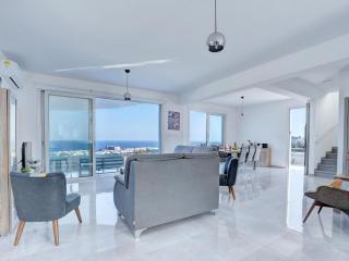Villa Kono Provoles - Luxury 4 Bedroom Protaras Villa With Stunning Panoramic Sea Views - Protaras - 6