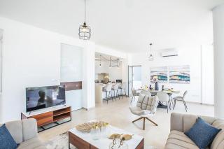 Villa Olive Chrysos, Brand New, Luxury 3 Bdr Protaras Villa, With Private Pool - Protaras - 1