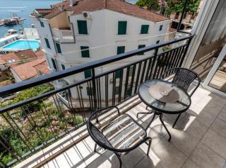 Elegant Apartment with Stunning Boka Bay Panorama - Herceg Novi - 3