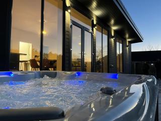 Thrumster Lodges - 3 Luxurious Self Catering Lodges on the NC500, 2 with Hot Tubs - Wick - 0