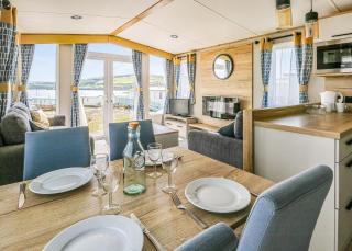 Waters Edge Leisure Park - Cardigan - 2