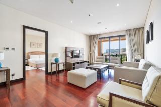 Spacious 2 Bed Unit With Aquaventure Waterpark Views - 2