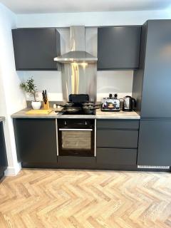 Copper Suite - 2Bed Elegance - Free Parking - Liverpool - 8