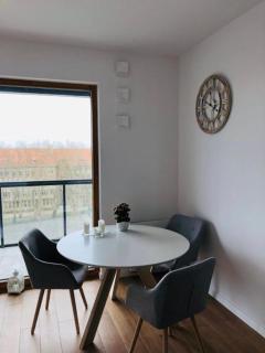 By The River Apartment - 2min to Market Square - Breslavia - 3