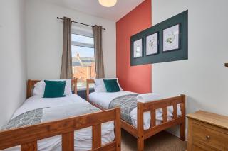 Cosy Stay on Brighton Road - Street Parking - Darlington - 7