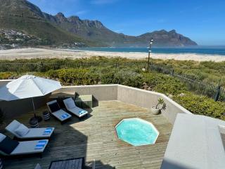 Pingu Beachhouse with Jacuzzi Hout Bay Cape Town - Cape Town - 0