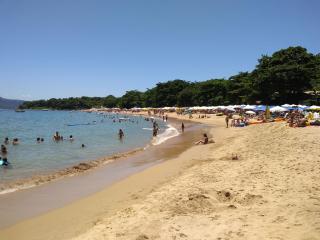 Chalés na Praia do Curral a 50 metros da areia! - Ilhabela - 1