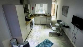 StayZo Modern Studio Apartment 1 in Bradford City - Bradford - 4
