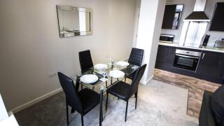 StayZo Spacious Self-Catering Accommodation-3 - Bradford - 7