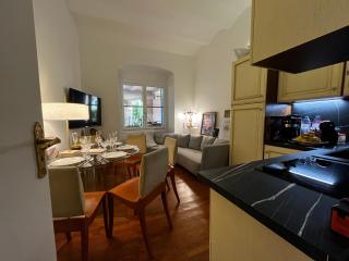 Appartement Ombragé 44m2 Riviera Palace Belle-Epoque, Restomod et Literie Prestige - Menton - 3