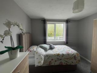Spacious 2-Bedroom Apartment & Garden in Bingley - Bingley - 4