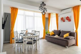 SUNSHINE PLACE ApartHotel Pool & Spa Mamaia Nord - 2