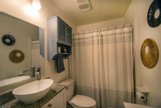 2bd-2ba Adorable Home w Yard in Gentilly - New Orleans - 5