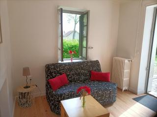 VILLA ESPERANZA Suite de plain-pied, indépendante, 1 à 4 personnes à 200 m du château de Valençay proche Zoo de Beauval et châteaux de La Loire - 2