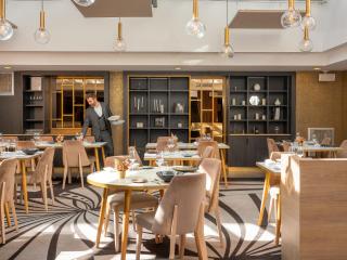 Niepce Paris, Curio Collection By Hilton - Paris - 2
