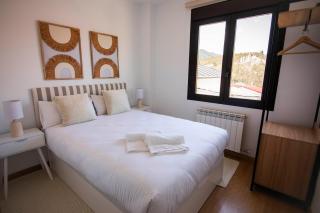 Modern flat for Pyrenees Adventures - Free Parking - Sabiñánigo - 5