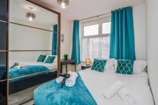 Louisa's Stay - Luton - 9