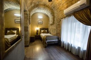 Passage Antique Hotel - Bakoe - 2