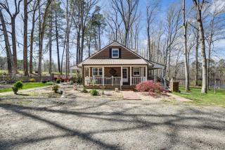 Secluded Home with 2-Acre Fishing Pond - Blackstone - 0