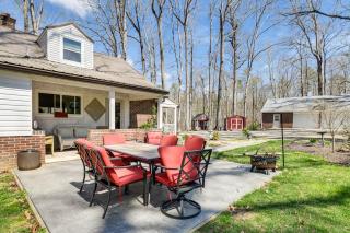 Secluded Home with 2-Acre Fishing Pond - Blackstone - 9