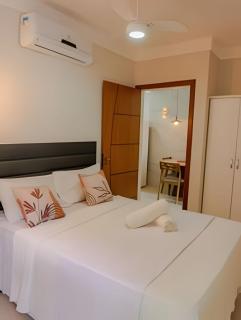 500m da PRAIA; 2 quartos; no 2º pavimento; WiFi 300mbs; Churrasqueira; Chuveirão; Estacionamento Gratuito para 1 carro. - Coroa Vermelha - 4