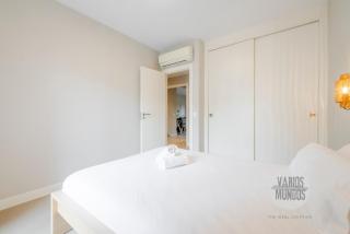 Smart apt para 6 en Adrian Pulido con parking - Madrid - 3